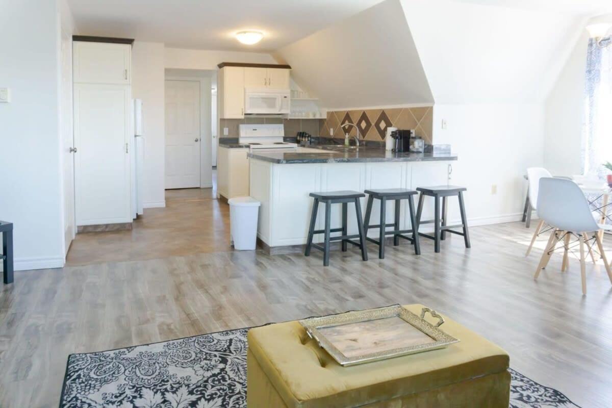 Appartamento Amazing location in Saint John 2 Br Modern Parking New Esterno foto