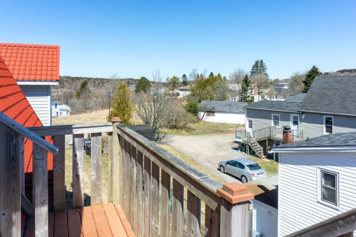 Appartamento Amazing location in Saint John 2 Br Modern Parking New Esterno foto